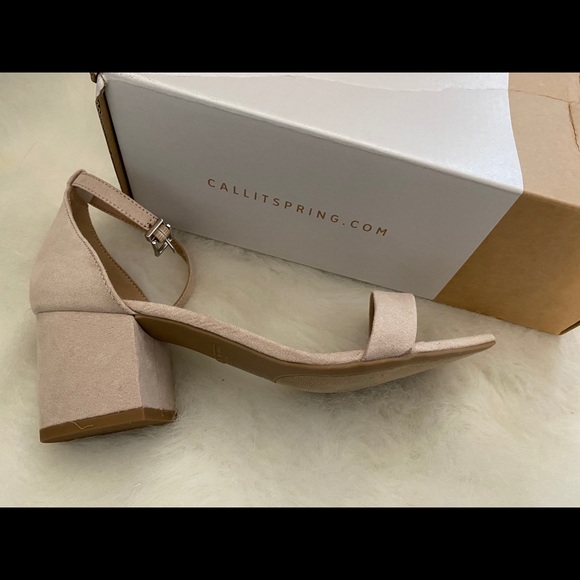 Strappy block heel sandal - Picture 2 of 2